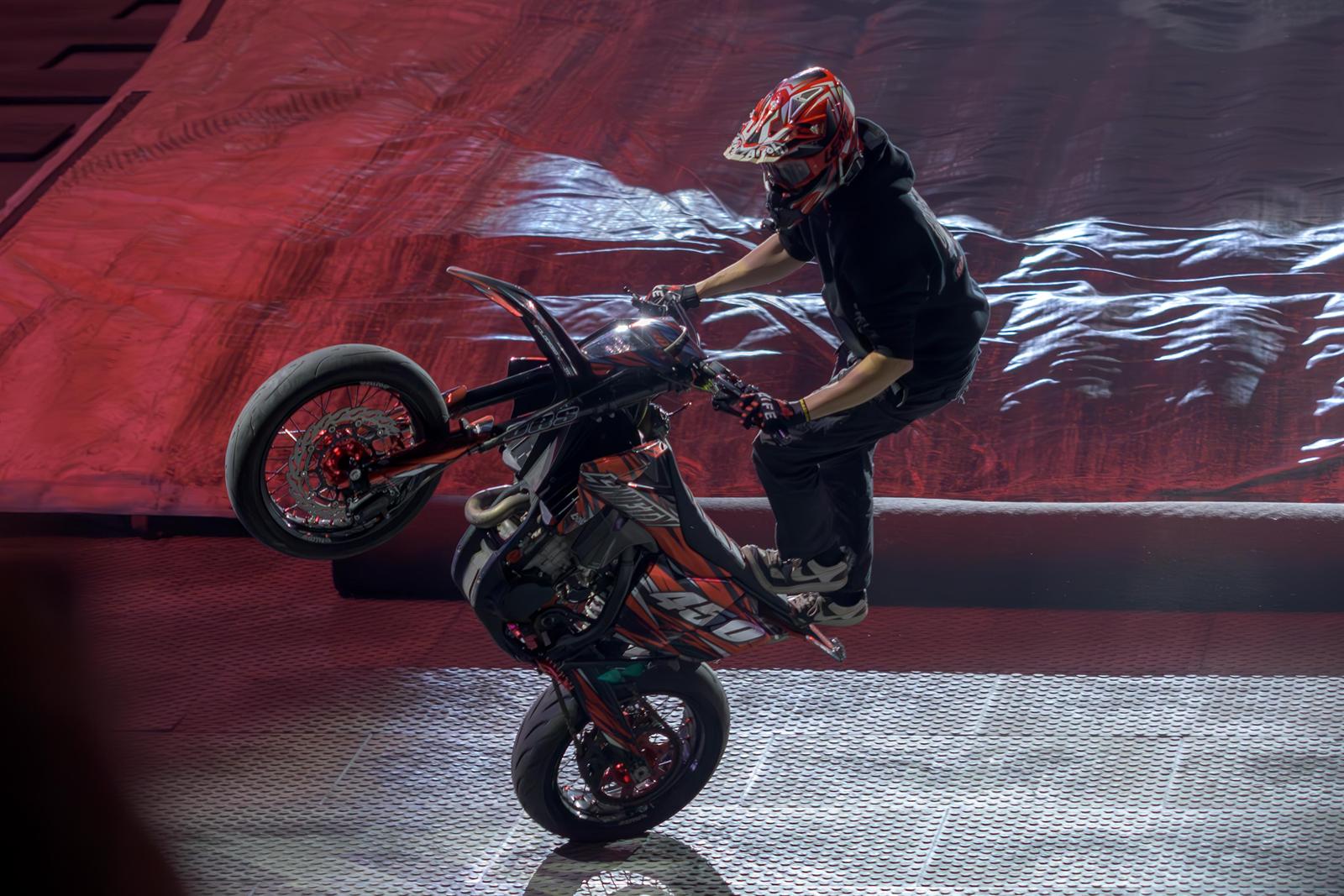 Freestyle motocross at Masters of Dirt